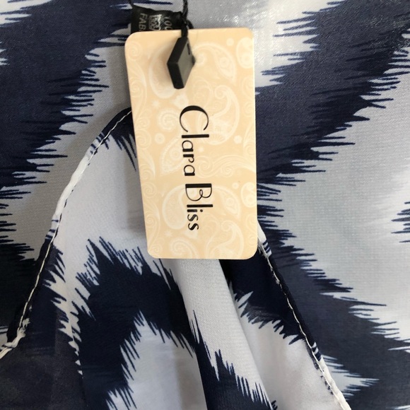 Sheer Top - Picture 3 of 4